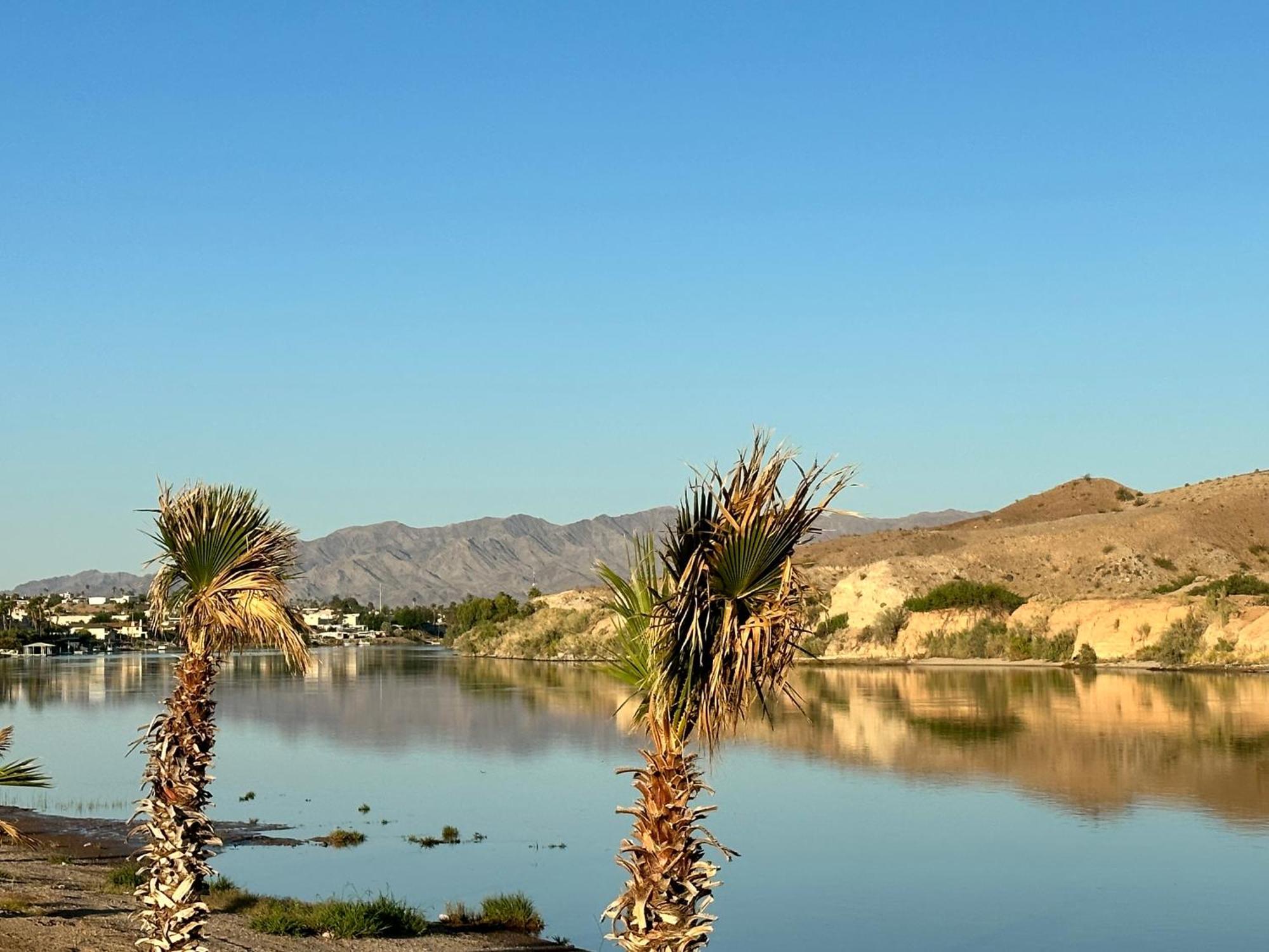 Lodge On The River Bullhead City Extérieur photo